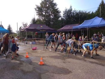 Festyn z serii "FESTYNY z RODZINKĄ" - Witaj Szkoło - 08.09.2018 r - zdjęcie16