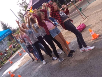 Festyn z serii "FESTYNY z RODZINKĄ" - Witaj Szkoło - 08.09.2018 r - zdjęcie14