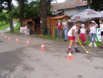 WYŚCIG na ŁYŻWOROLKACH &#8211; 16.07.2008 rok - zdjęcie 6
