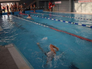 Sztafeta pływacka 100x100m z okazji 100-lecia odzyskania niepodległości przez Polskę - zdjęcie22