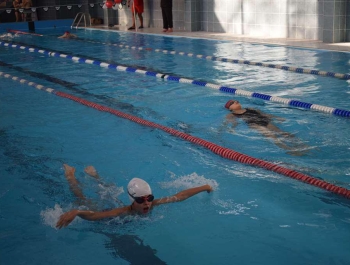 Sztafeta pływacka 100x100m z okazji 100-lecia odzyskania niepodległości przez Polskę - zdjęcie15