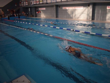 Sztafeta pływacka 100x100m z okazji 100-lecia odzyskania niepodległości przez Polskę - zdjęcie3