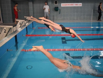 ZAWODY PŁYWACKIE: Ferie z MOSiR-em 2019 WYNIKI+ZDJĘCIA - zdjęcie55