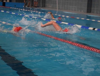 ZAWODY PŁYWACKIE: Ferie z MOSiR-em 2019 WYNIKI+ZDJĘCIA - zdjęcie45