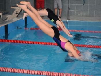 ZAWODY PŁYWACKIE: Ferie z MOSiR-em 2019 WYNIKI+ZDJĘCIA - zdjęcie31