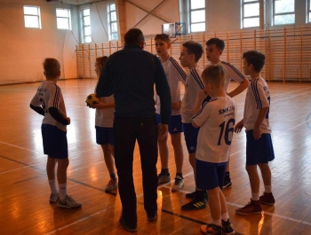 Eliminacje Miejskie do Powiatowych Igrzysk Dzieci w piłce ręcznej - WYNIKI + ZDJĘCIA - zdjęcie45
