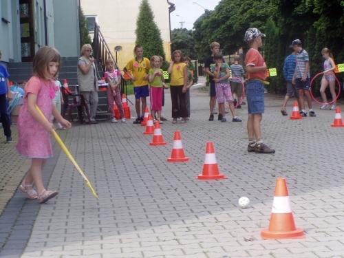 FESTYN SPORTOWO REKREACYJNY DLA DZIECI - POżEGNANIE WAKACJI - PRZY SZKOLE PODSTAWOWEJ NR 1