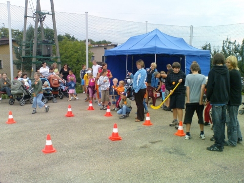 FESTYN SPORTOWO REKREACYJNY - POżEGNANIE WAKACJI - PLAC GIER I ZABAW PRZY UL.JODłOWEJ
