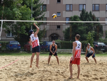 TURNIEJ SIATKÓWKI PLAŻOWEJ "O PUCHAR BURMISTRZA MIASTA ŻYWCA" – WYNIKI + ZDJĘCIA - zdjęcie39