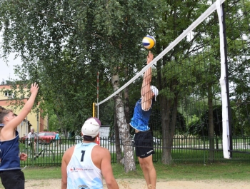 TURNIEJ SIATKÓWKI PLAŻOWEJ "O PUCHAR BURMISTRZA MIASTA ŻYWCA" – WYNIKI + ZDJĘCIA - zdjęcie44