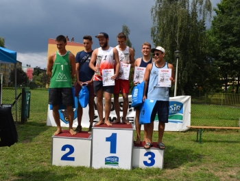 TURNIEJ SIATKÓWKI PLAŻOWEJ "O PUCHAR BURMISTRZA MIASTA ŻYWCA" – WYNIKI + ZDJĘCIA - zdjęcie50