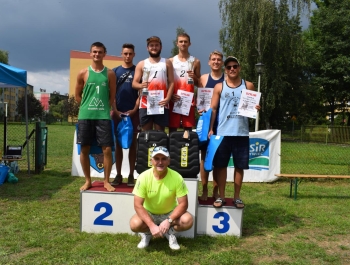 TURNIEJ SIATKÓWKI PLAŻOWEJ "O PUCHAR BURMISTRZA MIASTA ŻYWCA" – WYNIKI + ZDJĘCIA - zdjęcie51