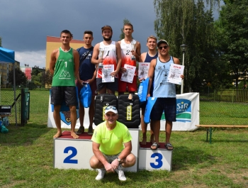 TURNIEJ SIATKÓWKI PLAŻOWEJ "O PUCHAR BURMISTRZA MIASTA ŻYWCA" – WYNIKI + ZDJĘCIA - zdjęcie52