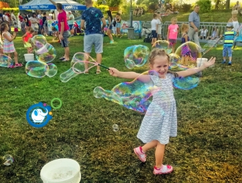 BUBBLE DAY - Dzień Baniek Mydlanych - zdjęcie3