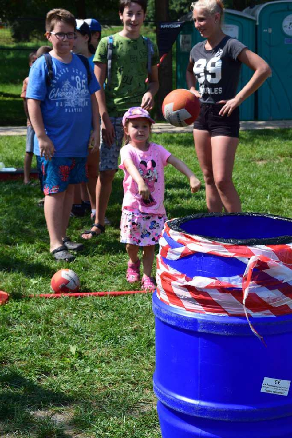 Festyn – Plac Zabaw ul.Tetmajera, Potok nad Leśnianką– 26.08.2019 r. – ZDJĘCIA
