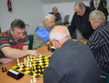 IV POWIATOWY INTEGRACYJNY TURNIEJ SZACHOWY O PUCHAR PREZESA Stowarzyszenia CROSS BESKIDEK Żywiec - zdjęcie7