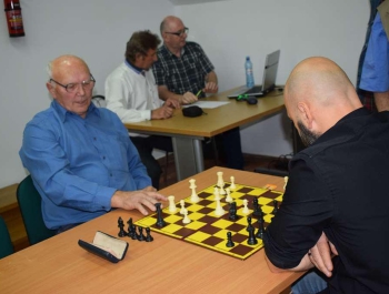 IV POWIATOWY INTEGRACYJNY TURNIEJ SZACHOWY O PUCHAR PREZESA Stowarzyszenia CROSS BESKIDEK Żywiec - zdjęcie19