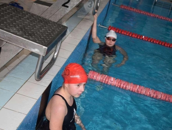 Mikołajkowe Zawody Pływackie  WYNIKI + ZDJĘCIA - zdjęcie3