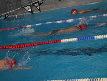 Mikołajkowe Zawody Pływackie  WYNIKI + ZDJĘCIA - zdjęcie12