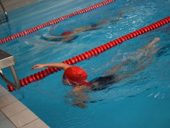 Mikołajkowe Zawody Pływackie  WYNIKI + ZDJĘCIA - zdjęcie21