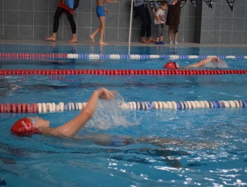 Mikołajkowe Zawody Pływackie  WYNIKI + ZDJĘCIA - zdjęcie74