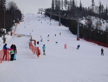 Eliminacje do Mistrzostw Polski Amatorów w narciarstwie alpejskim Zwardoń 10.01.2020 rok - zdjęcie1