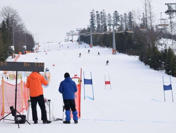 Eliminacje do Mistrzostw Polski Amatorów w narciarstwie alpejskim Zwardoń 10.01.2020 rok - zdjęcie4
