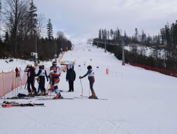 Eliminacje do Mistrzostw Polski Amatorów w narciarstwie alpejskim Zwardoń 10.01.2020 rok - zdjęcie38