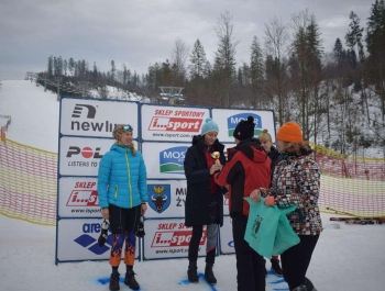 Eliminacje do Mistrzostw Polski Amatorów w narciarstwie alpejskim Zwardoń 10.01.2020 rok - zdjęcie47