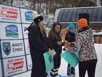 Eliminacje do Mistrzostw Polski Amatorów w narciarstwie alpejskim Zwardoń 10.01.2020 rok - zdjęcie49