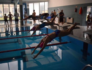 ZAWODY PŁYWACKIE: Ferie z MOSiR-em 2020 WYNIKI+ZDJĘCIA - zdjęcie20