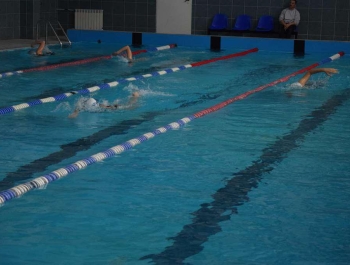 ZAWODY PŁYWACKIE: Ferie z MOSiR-em 2020 WYNIKI+ZDJĘCIA - zdjęcie36