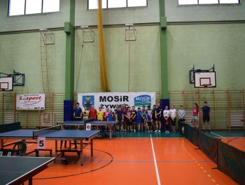 MISTRZOSTWA MIASTA ŻYWCA W TENISIE STOŁOWYM – ZDJĘCIA + WYNIKI - zdjęcie1