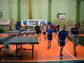 MISTRZOSTWA MIASTA ŻYWCA W TENISIE STOŁOWYM – ZDJĘCIA + WYNIKI - zdjęcie7