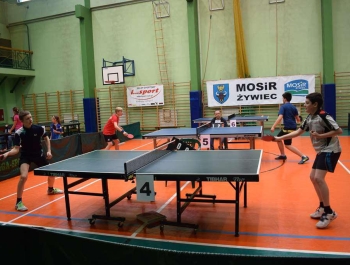 MISTRZOSTWA MIASTA ŻYWCA W TENISIE STOŁOWYM – ZDJĘCIA + WYNIKI - zdjęcie24