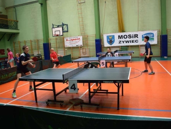 MISTRZOSTWA MIASTA ŻYWCA W TENISIE STOŁOWYM – ZDJĘCIA + WYNIKI - zdjęcie25