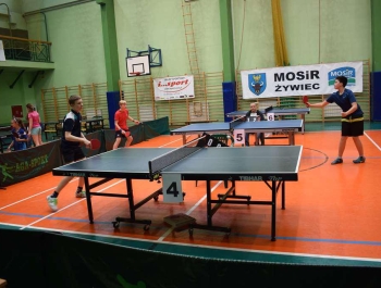 MISTRZOSTWA MIASTA ŻYWCA W TENISIE STOŁOWYM – ZDJĘCIA + WYNIKI - zdjęcie26