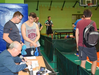 MISTRZOSTWA MIASTA ŻYWCA W TENISIE STOŁOWYM – ZDJĘCIA + WYNIKI - zdjęcie55