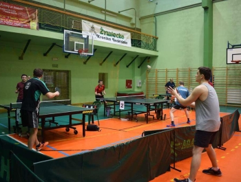 MISTRZOSTWA MIASTA ŻYWCA W TENISIE STOŁOWYM – ZDJĘCIA + WYNIKI - zdjęcie57