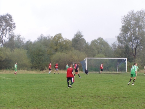 WYNIKI ELIMINACJI MIEJSKICH DO POWIATOWEJ GIMNAZJADY MłODZIEŻY SZKOLNEJ W PIłCE NOŻNEJ