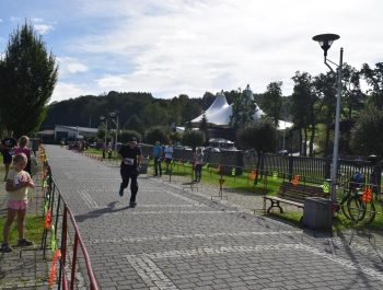XXX Jesienny Festiwal Biegowy - Wyniki + zdjęcia - zdjęcie 143