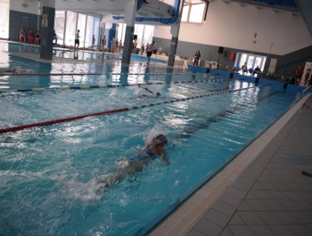 ZAWODY PŁYWACKIE - WYNIKI + ZDJĘCIA - zdjęcie15