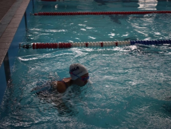 ZAWODY PŁYWACKIE - WYNIKI + ZDJĘCIA - zdjęcie17