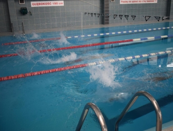 ZAWODY PŁYWACKIE - WYNIKI + ZDJĘCIA - zdjęcie22