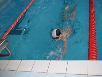 ZAWODY PŁYWACKIE - WYNIKI + ZDJĘCIA - zdjęcie39