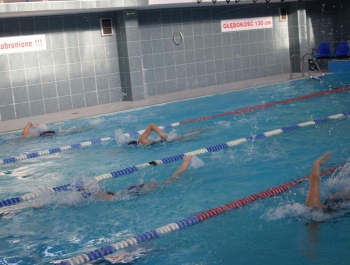 ZAWODY PŁYWACKIE - WYNIKI + ZDJĘCIA - zdjęcie58