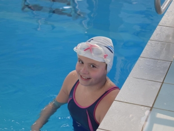 ZAWODY PŁYWACKIE - WYNIKI + ZDJĘCIA - zdjęcie67