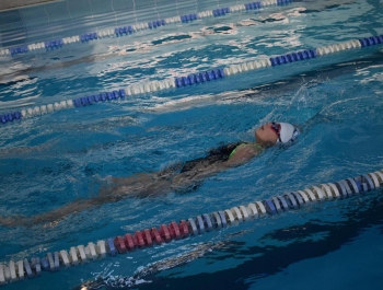 ZAWODY PŁYWACKIE - WYNIKI + ZDJĘCIA - zdjęcie75