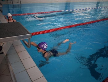 ZAWODY PŁYWACKIE - WYNIKI + ZDJĘCIA - zdjęcie88