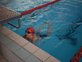 ZAWODY PŁYWACKIE - WYNIKI + ZDJĘCIA - zdjęcie108